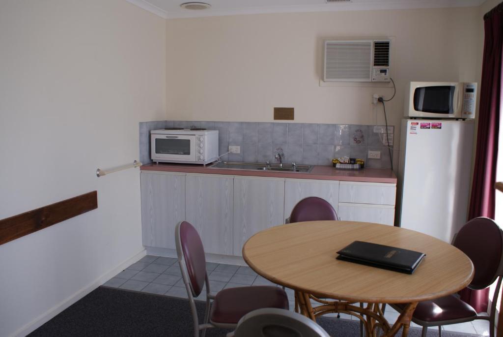 Warrnambool Motel And Holiday Park Zimmer foto